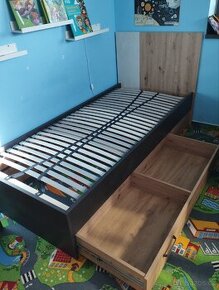 Sestava nábytku do dětského pokoje Qubic