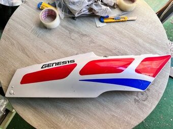 FZR 1000 / 600 boční plast - podsedlový pravý