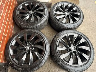 Alu 18" 5x112 škoda " Pegasus BLACK " zimní 80%, SUP3 TOP