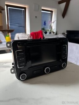 Škoda radio Amundsen+ BT - 1