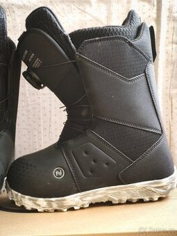 Dámské SNB boty nové vel 37