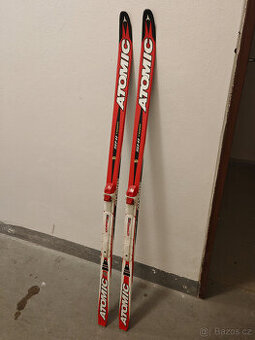 Dětské běžky Atomic vel.120 cm s vázáním SNS