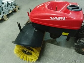 Vari zametací, rotační kartáč KV-100 s kropením