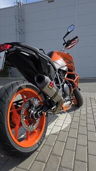Ktm duke 690