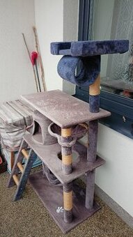 Škrabadlo + domeček pro kočku