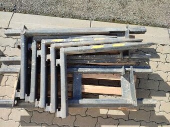 Paletizační vidle s rámem UNC, Atlas, Novotný