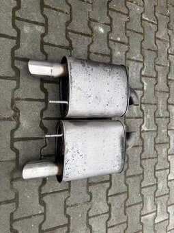 Ford Mustang GT S550.Tumiče výfuku. Originály.