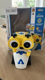 První robot