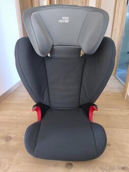 Autosedačka Britax Römer (15-36 kg)