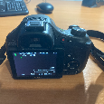 Prodám kompaktní fotoaparát Sony DSC-HX400V