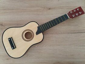 Nová dětská akustická kytara- natural pro předškolní-63cm