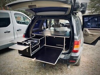 Kempovací obytná vestavba, camping CAMPEES box I