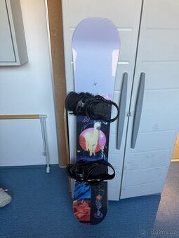 Snowboard Capita Space Metal Fantasy 151 cm, vázání Burton