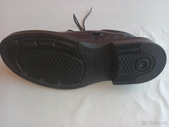 LETNÍ ČERNÉ POLOBOTKY VEL. 44