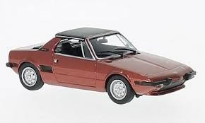 FIAT X1/9 - náhradní díly prodám