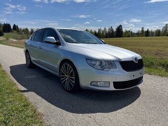 Škoda Superb 2012 2.0 tsi 147kw