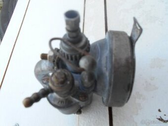 Jawa 550 pařez levostranný karburátor