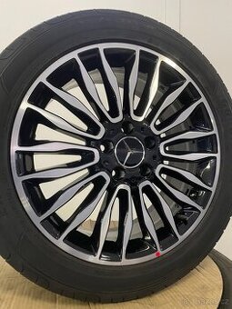 Orig Mercedes V W447 Vito r18 + 245/45/18 95%