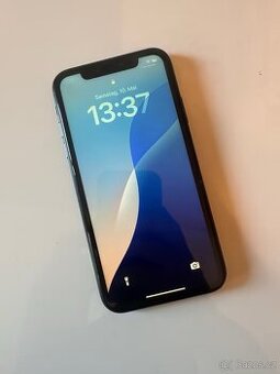 Apple iPhone XR