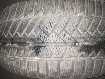 255/45R18 Continental