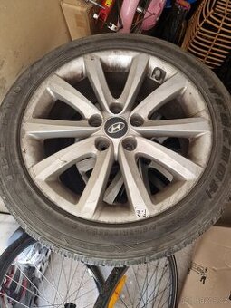 Prodám alu pro 5x114,3 r17 Hyundai i40+zimní pneu