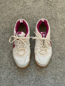 Sálové boty Nike