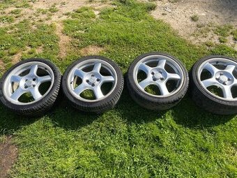 4x100 r17