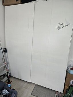 šatní skříň ikea bílá