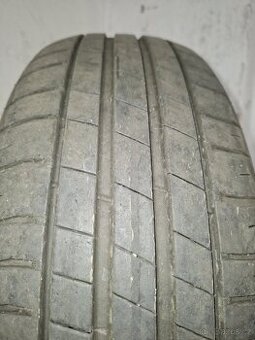 Letní pneu 185/60R15