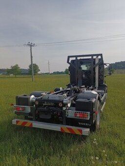 Přestavba nákladních vozidel na traktor