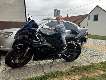Yamaha YZF-R1