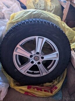 Zimní pneu 215/70 r16 s Alu disky