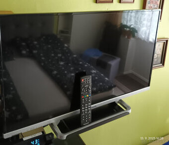 televize PANASONIC 32"