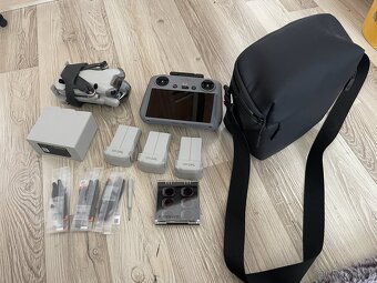 Dron DJI Mini 4 Pro Fly More Combo + DJI Care + ND filtre