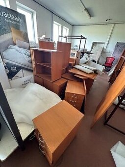 Prodej souboru kancelářského vybavení