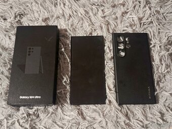 Samsung Galaxy S24 Ultra 256GB Titanium Black TOP stav