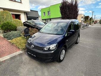VW CADDY 1.6 TDI 5 MÍST  SOCCER