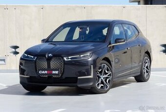 BMW iX xDrive40, Masáž, H&K, Tažné, DPH