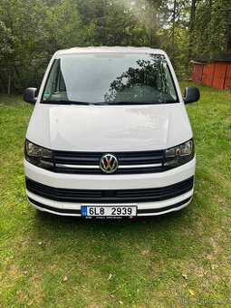 VW Multivan T6 2019, 110kw,manuál, 126900 km, servis jen VW