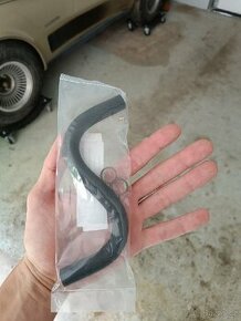 Corvette C3 palivová hadice