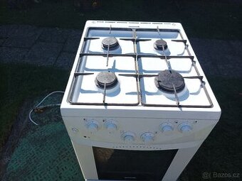 Plynový sporák