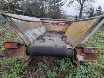 Dvojkolová kára za traktor