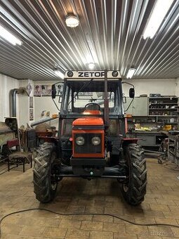 Traktor ZETOR 5245