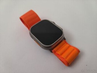 apple watch Ultra 49mm / Batéria 88%