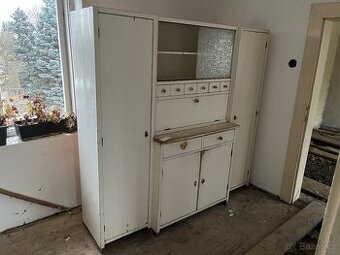 Historická skříň