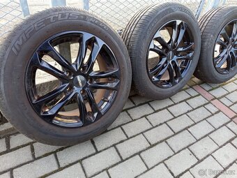 ALU kola 5x114,3  pneu 205/60R16  Letní