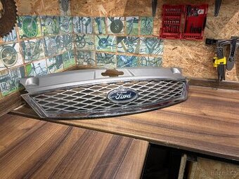 Ford Mondeo MK3 - facelift- přední maska,grill .