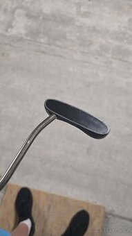 Prodám golfový putter