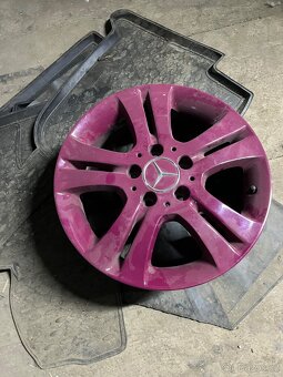 Alu kola Mercedes Benz R16