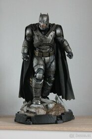 Batman socha - Sideshow Armored Batman statue - 1